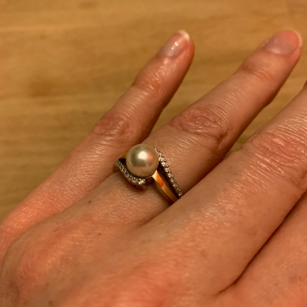Macy’s Pearl Ring with Small Diamonds